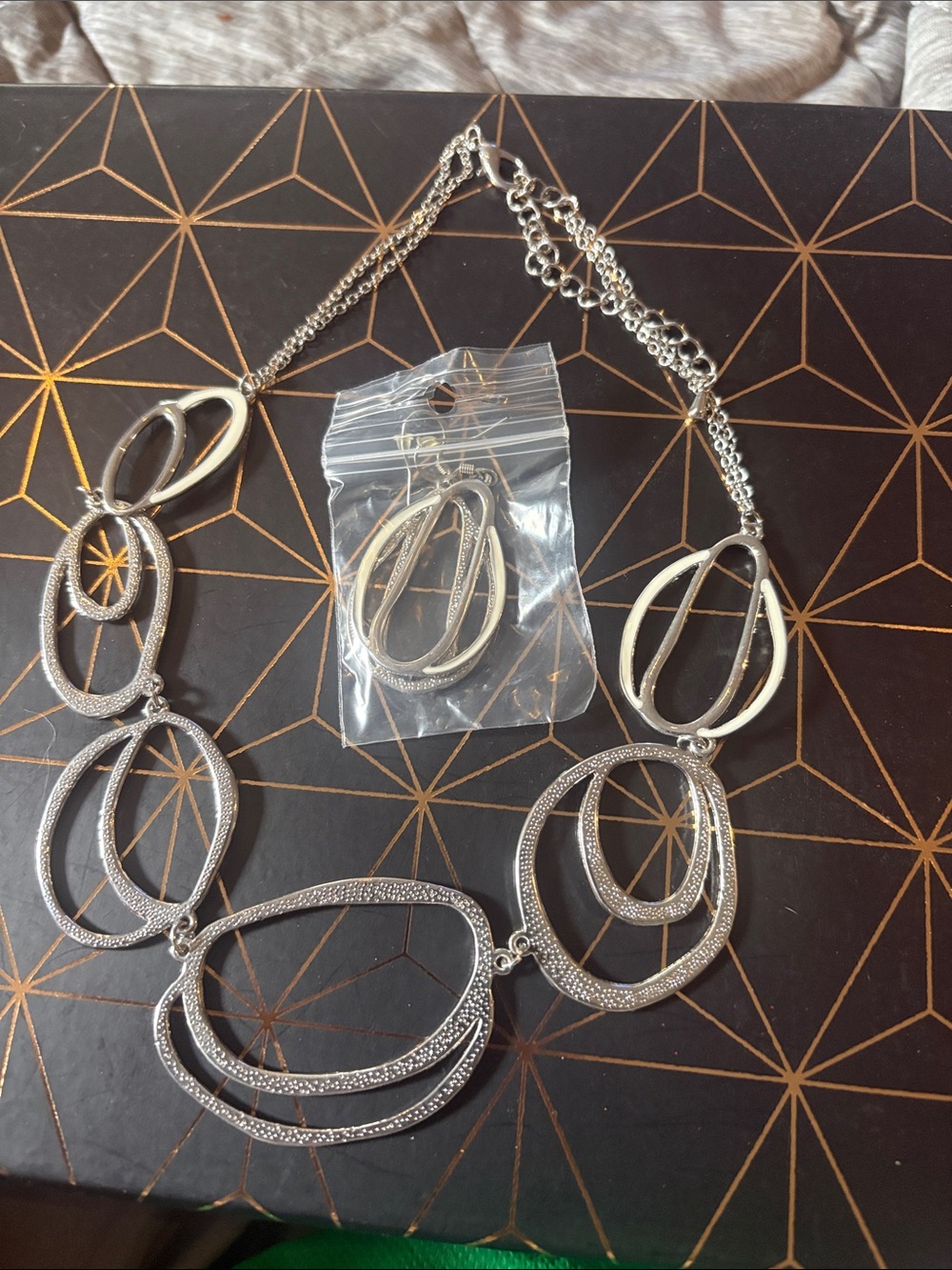 Silver Oval Statement Necklace and Earring Set - Elegant Metallic Women Jewelry